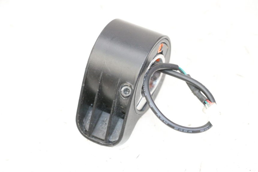 photo de THROTTLE GRIP URBANGLIDE 100XS 1 - Component detail