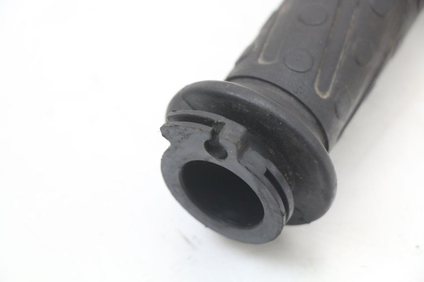 photo de THROTTLE GRIP DAELIM A-FOUR 2T 50 (2005 - 2012) - Component detail