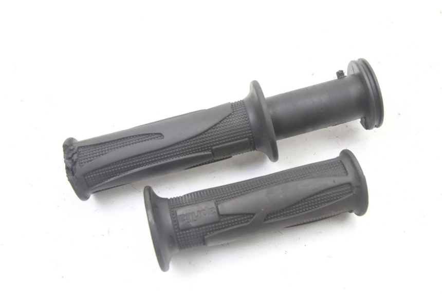 photo de THROTTLE GRIP APRILIA ATLANTIC 125 (2003 - 2009) - Product overview