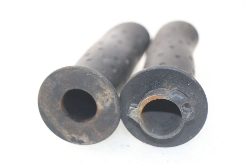 photo de THROTTLE GRIP PGO BIG MAX 50 (2001 - 2009) - Main view