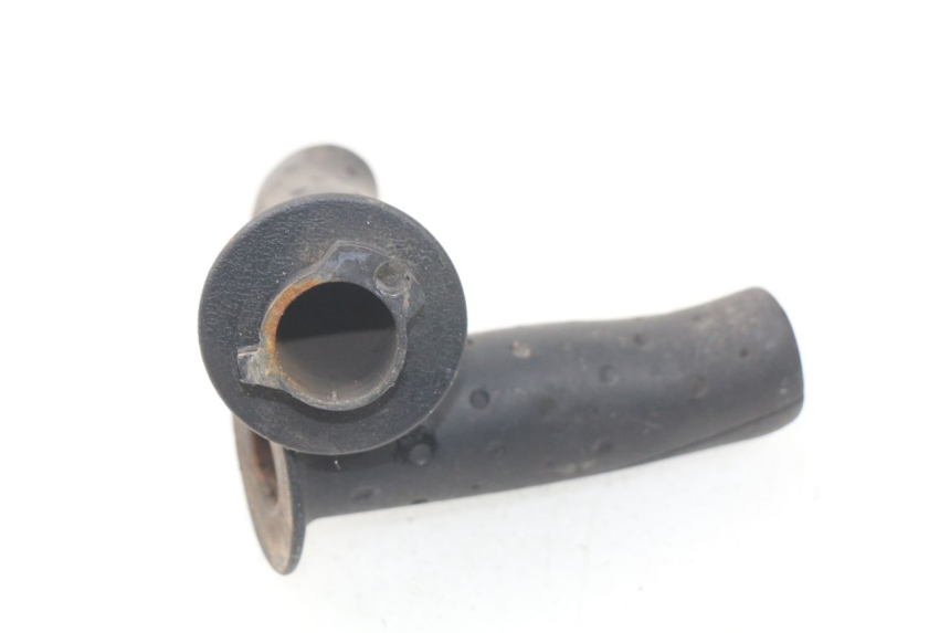 photo de THROTTLE GRIP PGO BIG MAX 50 (2001 - 2009) - Alternative perspective