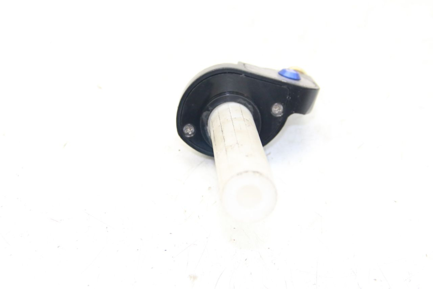 photo de THROTTLE GRIP MBK BOOSTER SPIRIT 50 (1999 - 2003) - Component detail
