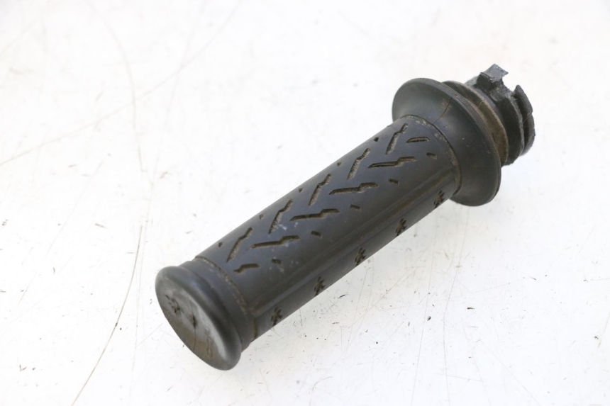 photo de THROTTLE GRIP MBK BOOSTER SPIRIT 50 (1999 - 2003) - Component detail