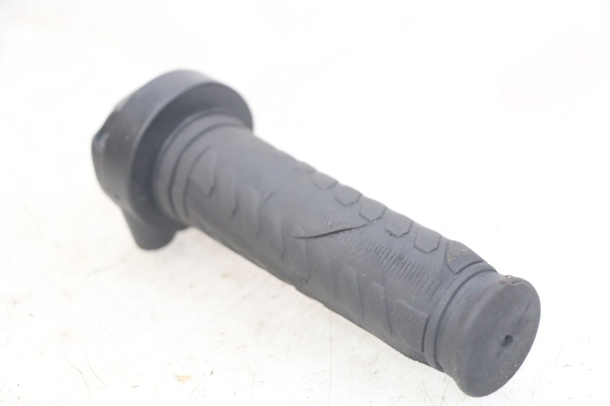 photo de THROTTLE GRIP YAMAHA BW'S EASY 50 (2013 - 2016) - Alternative perspective