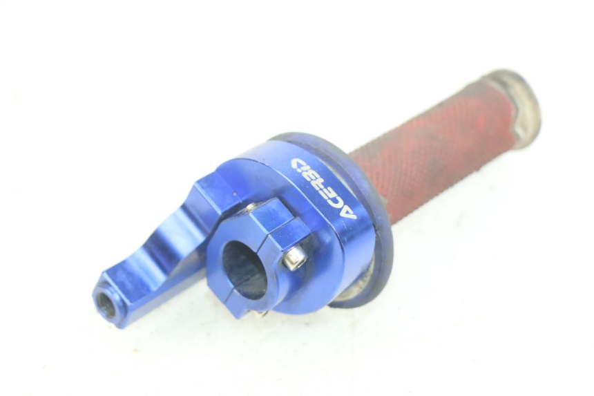photo de THROTTLE GRIP HONDA CR 125 (1995 - 1997) - Surface and material condition
