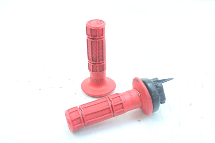 photo de THROTTLE GRIP HONDA CRF 250 (2010 - 2013) - Main view