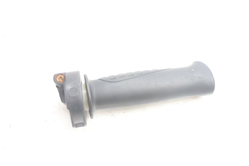 photo de THROTTLE GRIP CF MOTO E-CHARM 125 (2005 - 2008) - Main view
