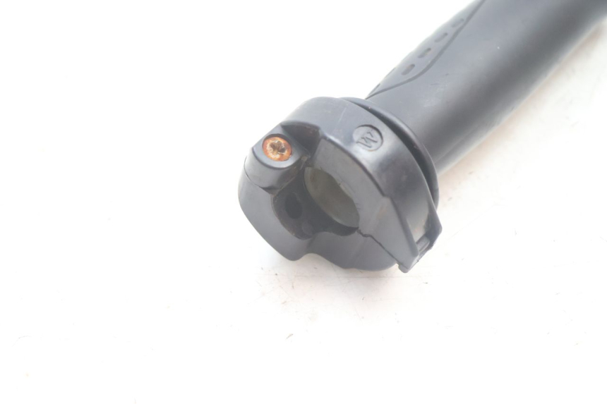 photo de THROTTLE GRIP CF MOTO E-CHARM 125 (2005 - 2008) - Component detail