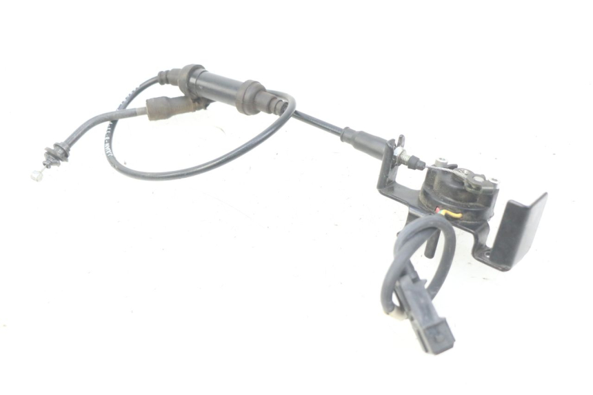 photo de THROTTLE GRIP PEUGEOT E-VIVACITY 1 (2012 - 2018) - Product overview