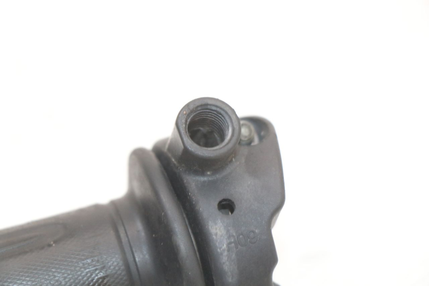 photo de THROTTLE GRIP SYM FIDDLE 3 III 50 (2014 - 2020) - Technical close-up