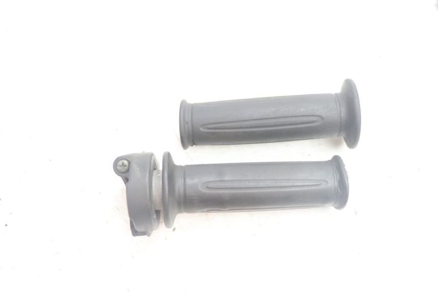 photo de THROTTLE GRIP SYM FIDDLE 3 III 50 (2014 - 2020) - Main view