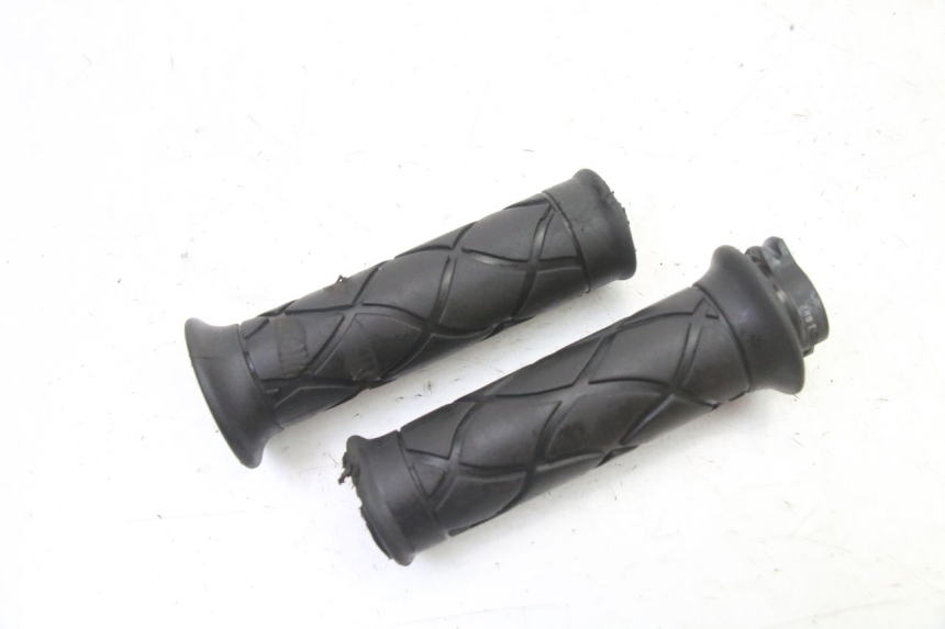 photo de THROTTLE GRIP YAMAHA JOG R 50 (2004 - 2014) - Product overview