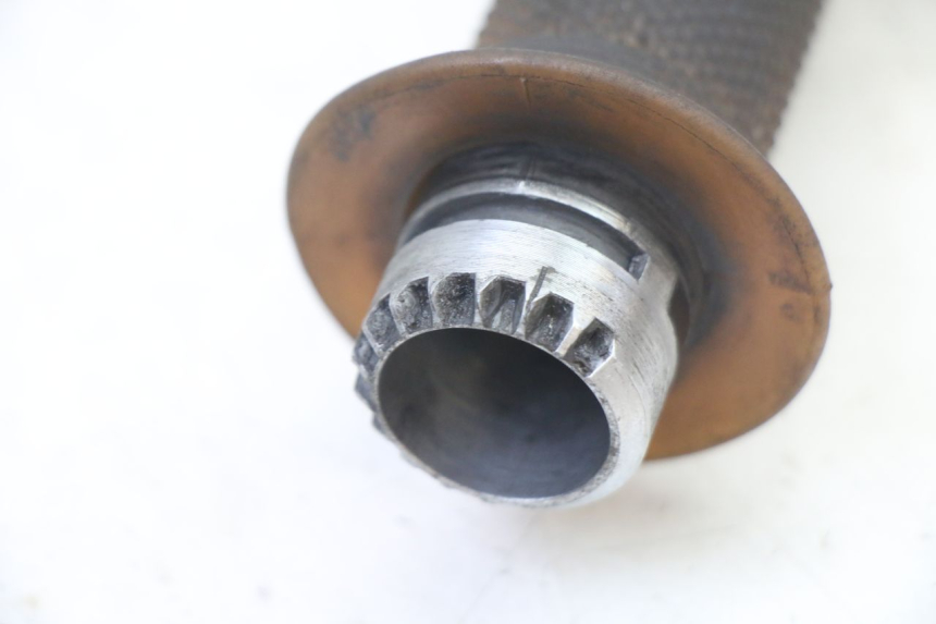 photo de THROTTLE GRIP BMW K 75 RT 750 (1989 - 1997) - Zoom on usage condition