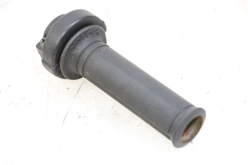 photo de THROTTLE GRIP KYMCO STRYKER OFF ROAD 125 (1999 - 2005) - Technical close-up