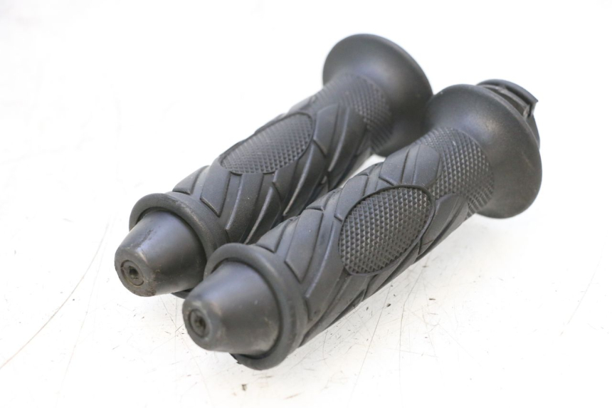 photo de THROTTLE GRIP KEEWAY MATRIX RX9 125 (2006 - 2007) - Main view