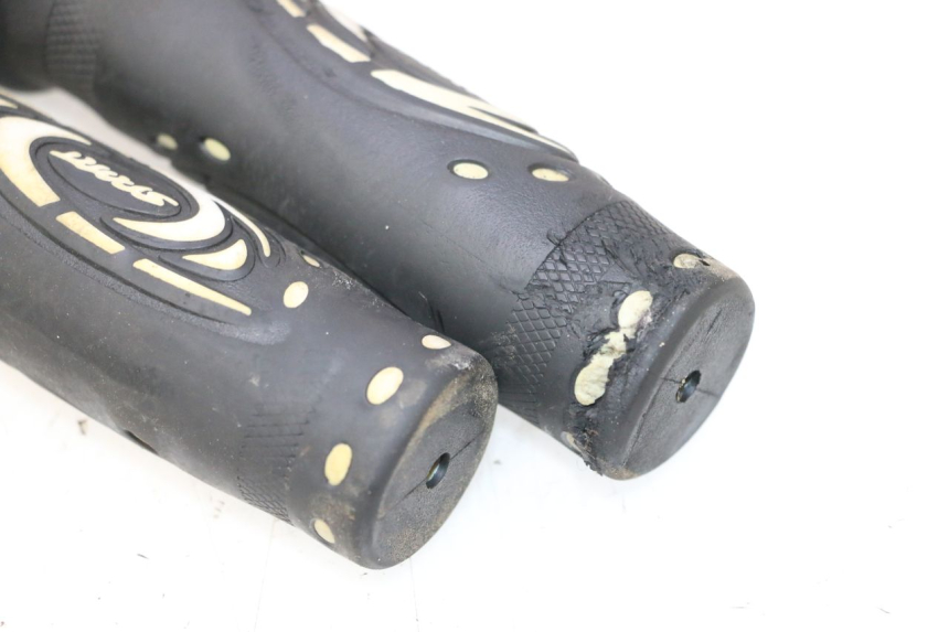 photo de THROTTLE GRIP KYMCO MOVIE S 125 (2009 - 2018) - Product overview