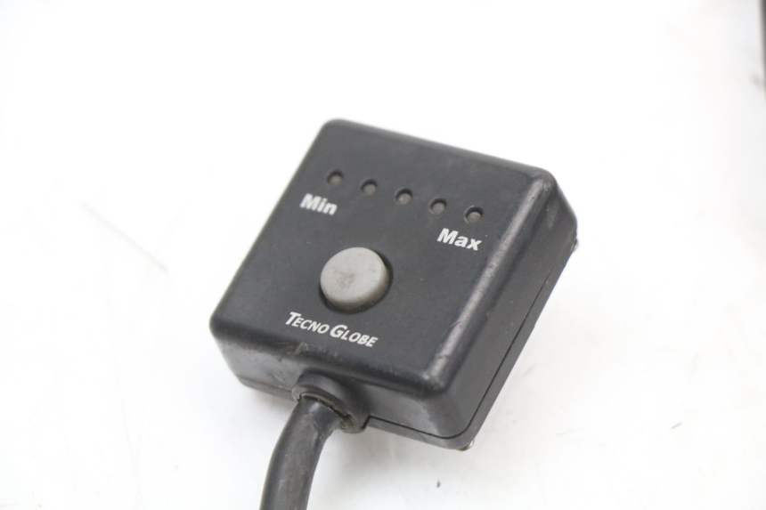photo de THROTTLE GRIP PIAGGIO MP3 LT 400 (2007 - 2012) - Technical close-up