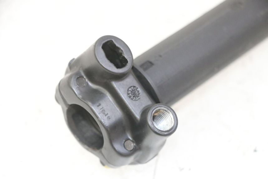 photo de THROTTLE GRIP PIAGGIO MP3 LT 300 (2010 - 2016) - Alternative perspective