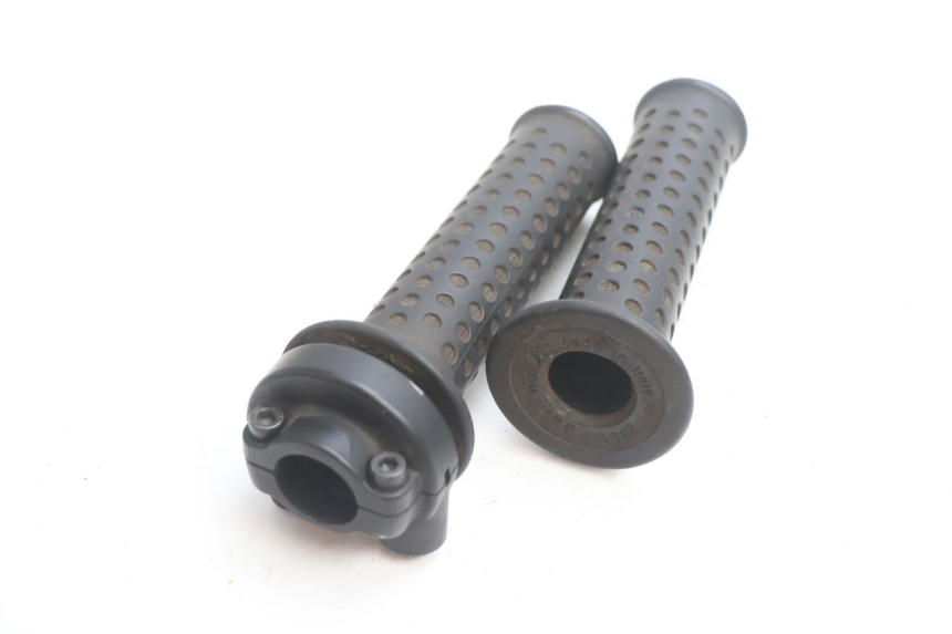 photo de THROTTLE GRIP PIAGGIO MP3 LT 400 (2007 - 2012) - Component detail