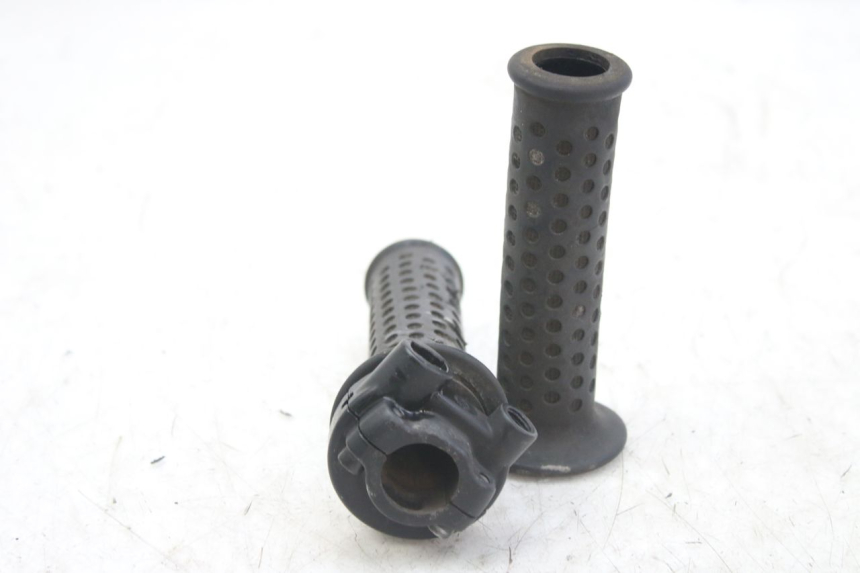photo de THROTTLE GRIP PIAGGIO MP3 RL 250 (2006 - 2010) - Component detail