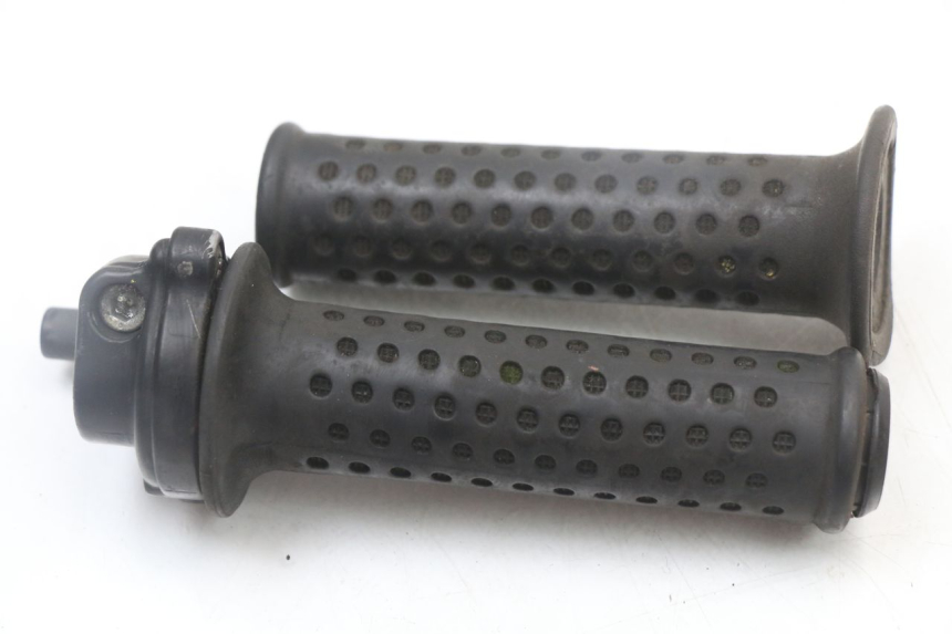 photo de THROTTLE GRIP PIAGGIO MP3 125 (2006 - 2014) - Main view