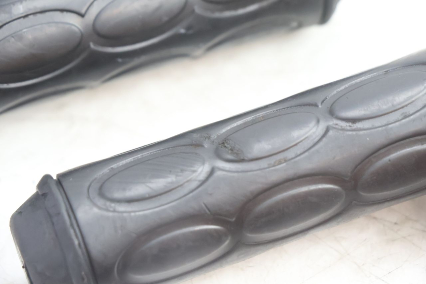 photo de THROTTLE GRIP YAMAHA NEO'S NEOS 2T 50 (1998 - 2007) - Product overview