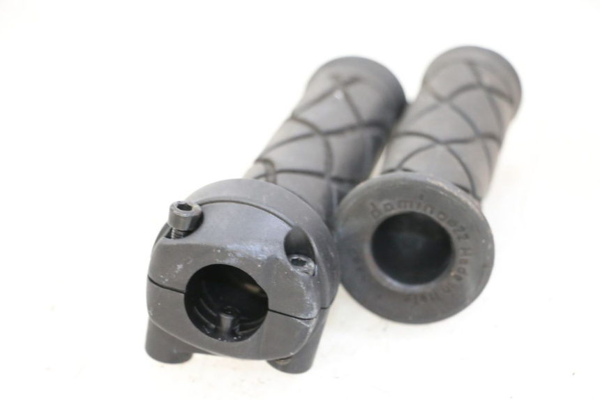 photo de THROTTLE GRIP YAMAHA NEOS NEO'S 4T 50 (2008 - 2016) - Product overview