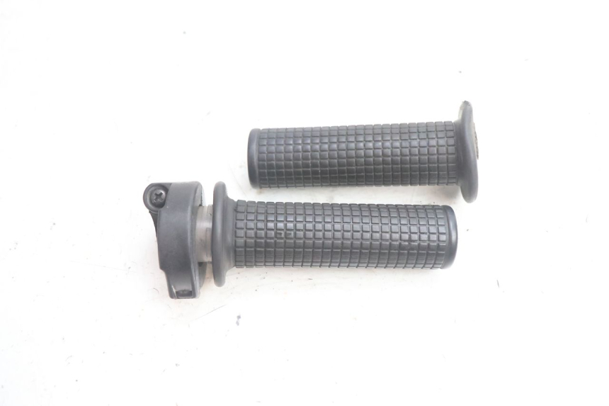 photo de THROTTLE GRIP KYMCO LIKE 4T 50 (2019 - 2025) - Main view