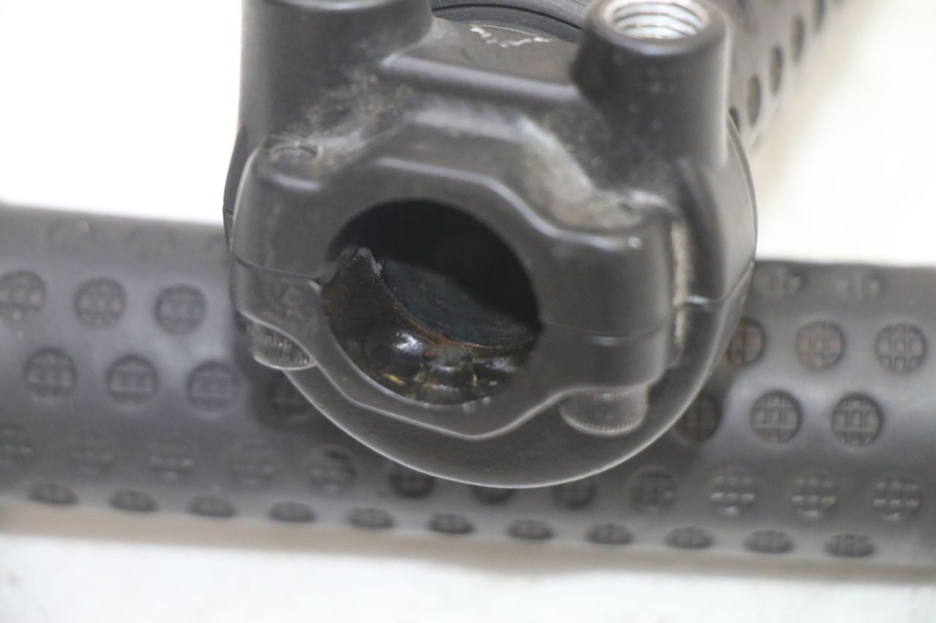 photo de THROTTLE GRIP PIAGGIO NEW TYPHOON 50 (2018 - 2021) - Zoom on usage condition