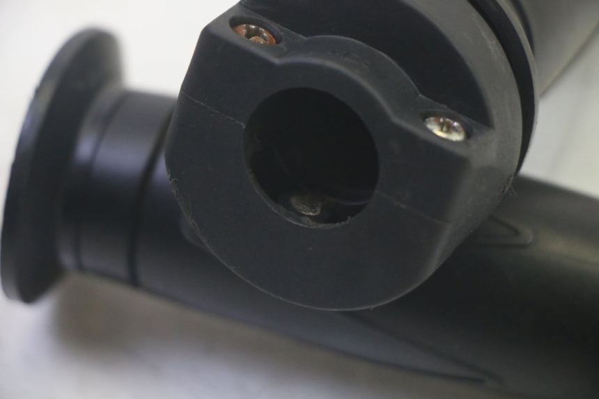 photo de THROTTLE GRIP JM MOTORS OLDIES GT 4T 50 (2018 - 2025) - Alternative perspective