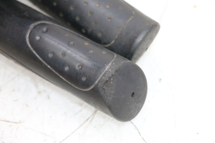 photo de THROTTLE GRIP SYM ORBIT 2 4T 50 (2008 - 2017) - Component detail