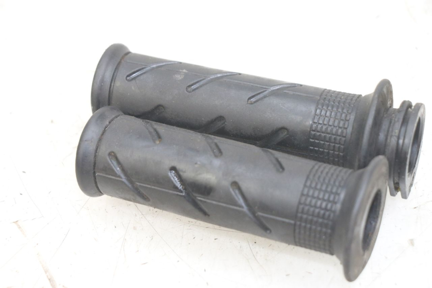photo de THROTTLE GRIP HONDA PCX (JF28) 125 (2009 - 2011) - Component detail