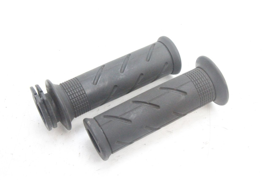 photo de THROTTLE GRIP HONDA PCX (JF28) 125 (2009 - 2011) - Main view