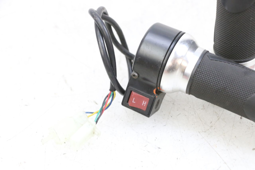 photo de THROTTLE GRIP EFUN PUSA 1 - Markings and original references