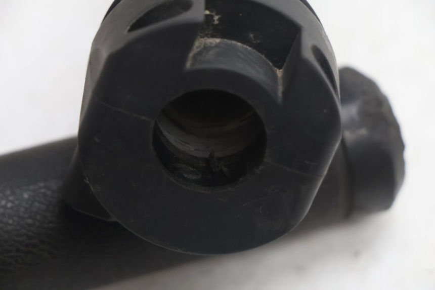 photo de THROTTLE GRIP YIYING RETRO 50 (2008 - 2017) - Zoom on usage condition