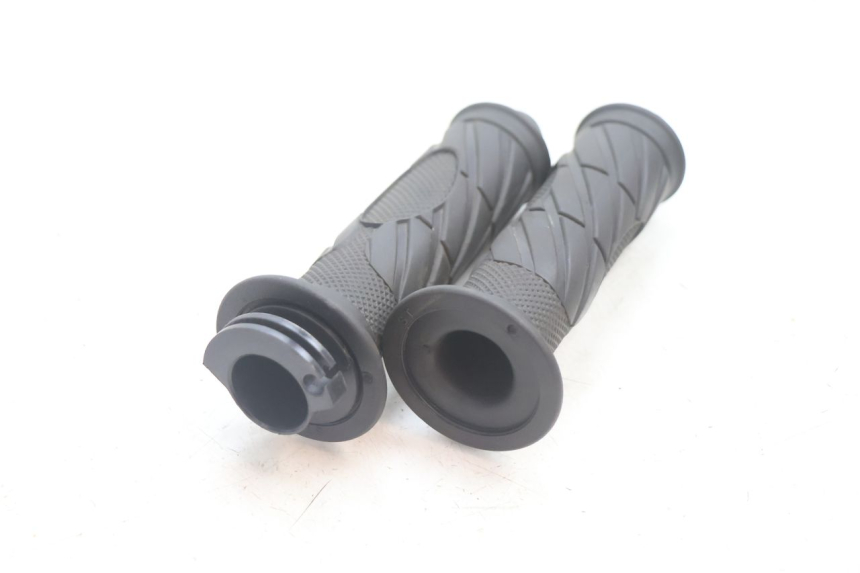 photo de THROTTLE GRIP TNT MOTOR ROMA 12' 2T 50 (2007 - 2018) - Component detail