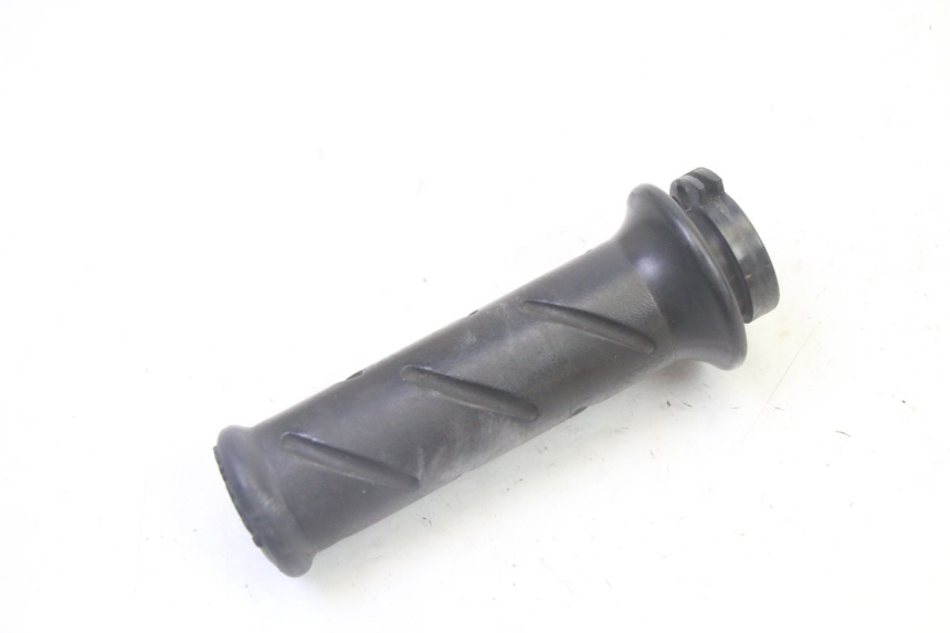 photo de THROTTLE GRIP PEUGEOT SATELIS 125 (2010 - 2012) - Alternative perspective
