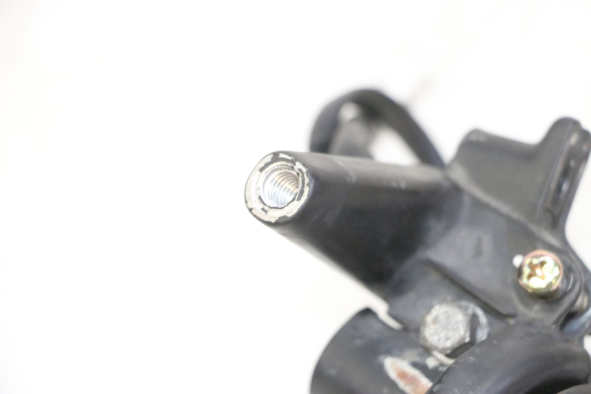 photo de THROTTLE GRIP HONDA SCV LEAD 100 (2003 - 2007) - Surface and material condition
