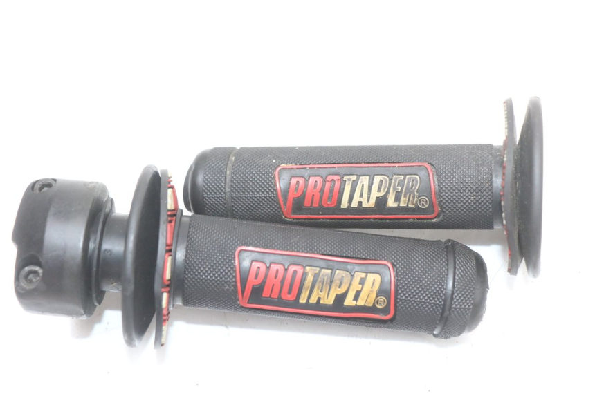 photo de THROTTLE GRIP APRILIA SR CARB LC 2T 50 (2004 - 2012) - Component detail