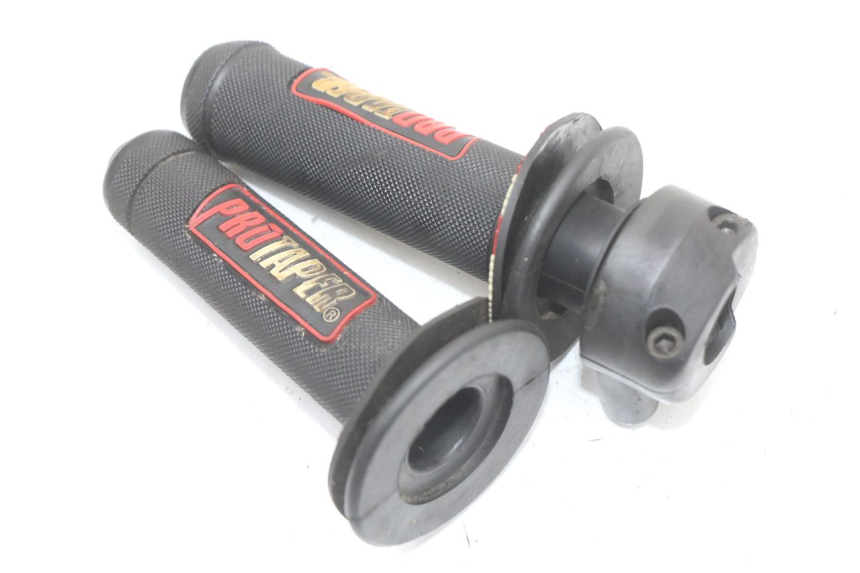 photo de THROTTLE GRIP APRILIA SR CARB LC 2T 50 (2004 - 2012) - Alternative perspective