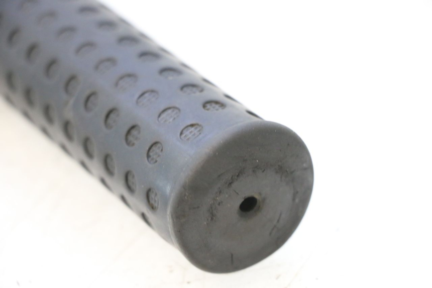 photo de THROTTLE GRIP APRILIA SR MOTARD 50 (2012 - 2018) - Component detail