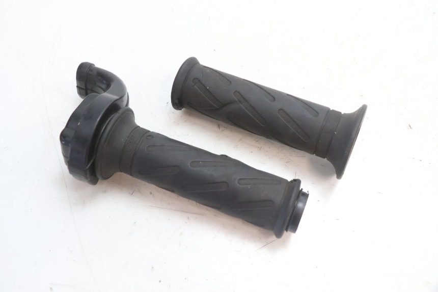 photo de THROTTLE GRIP SUZUKI SV S 650 (2003 - 2009) - Main view