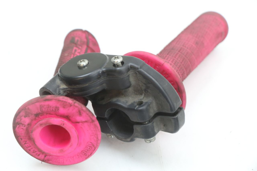 photo de THROTTLE GRIP KTM SX 85 (2013 - 2017) - Zoom on usage condition