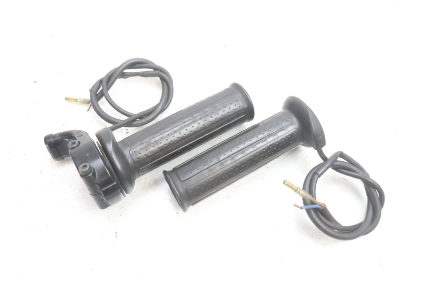 photo de THROTTLE GRIP YAMAHA TDM ABS 900 (2002 - 2014) - Main view