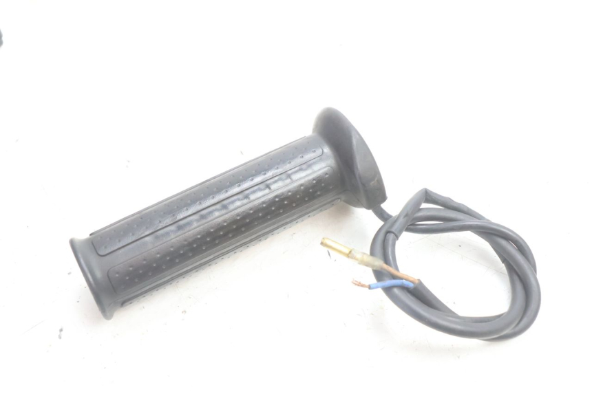 photo de THROTTLE GRIP YAMAHA TDM ABS 900 (2002 - 2014) - Markings and original references