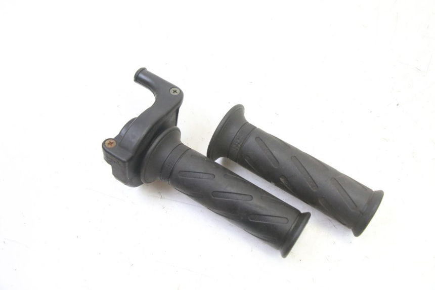 photo de THROTTLE GRIP YAMAHA TDR DELTABOX 125 (1997 - 2003) - Main view
