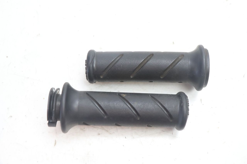 photo de THROTTLE GRIP PEUGEOT TREKKER TKR 50 (2005 - 2014) - Main view