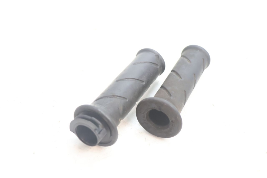 photo de THROTTLE GRIP PEUGEOT TREKKER 50 (1995 - 2004) - Component detail