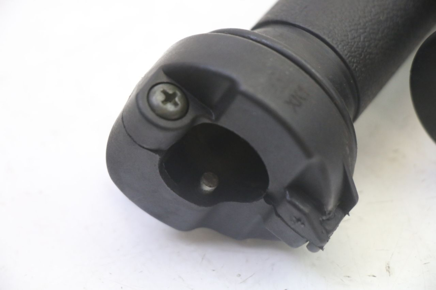photo de THROTTLE GRIP PEUGEOT TWEET 4T 50 (2018 - 2022) - Component detail