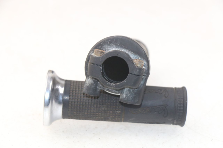 photo de THROTTLE GRIP PIAGGIO VESPA LX IE 125 (2010 - 2012) - Component detail